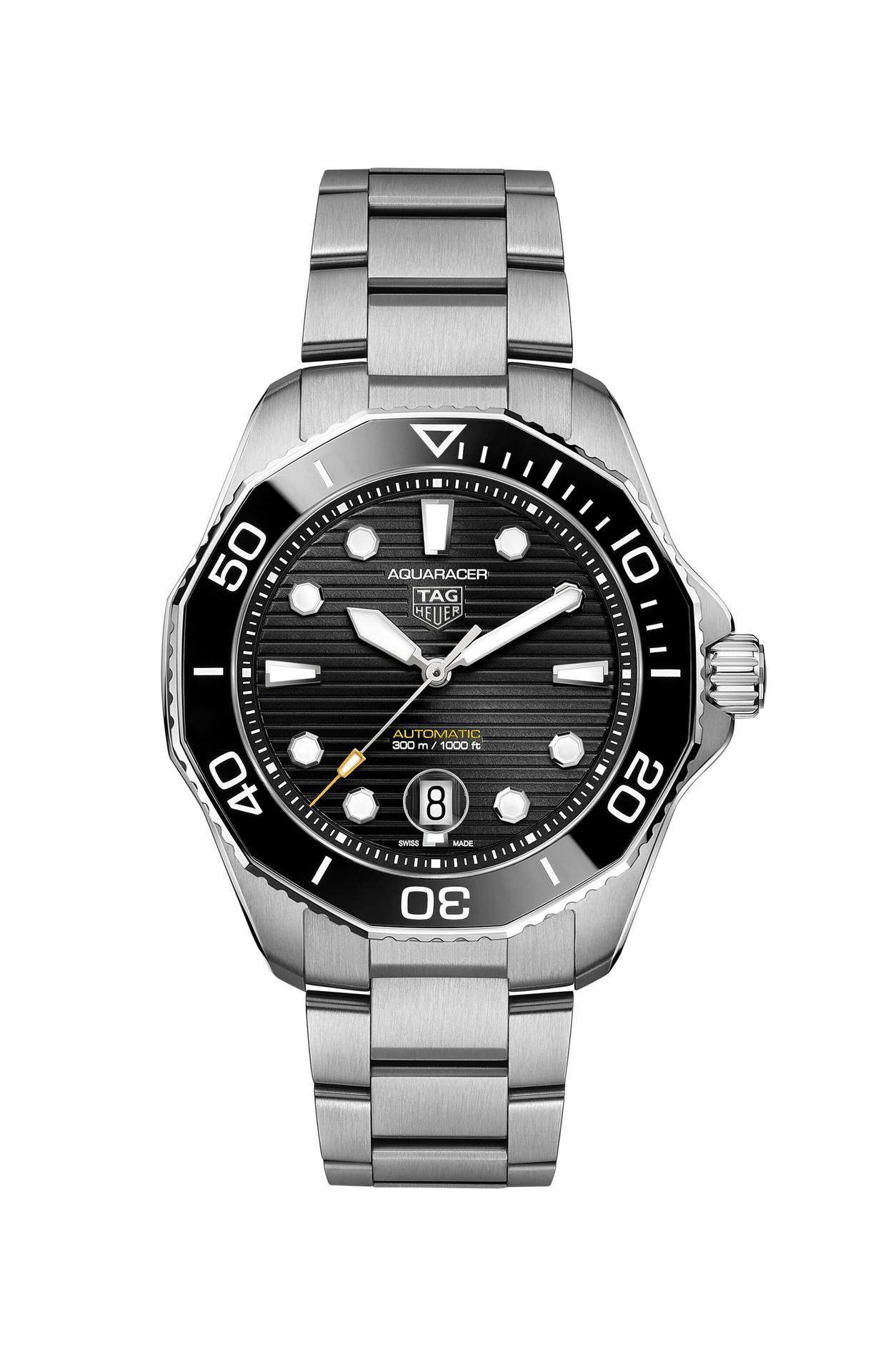 TAG HEUER  AQUARACER PROFESSIONAL 300 